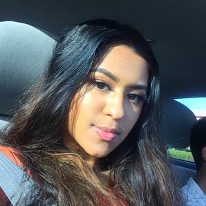 Meet your Posher, Briana